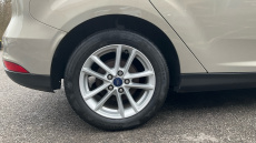 Ford Focus 1.0 EcoBoost Zetec 5dr Petrol Hatchback